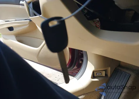 2011 Honda Accord 2.4 Lx из США, поврежденный, VIN 1HGCP2F30BA084129